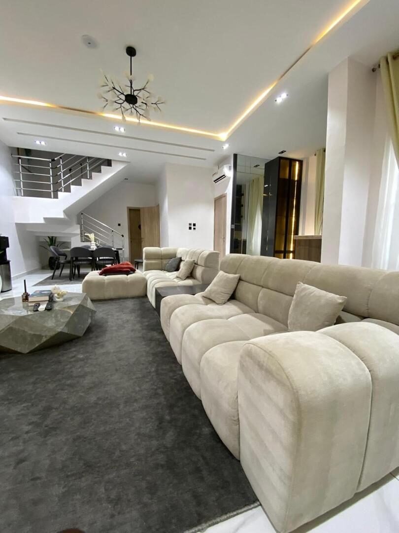 3 BEDROOM DUPLEX